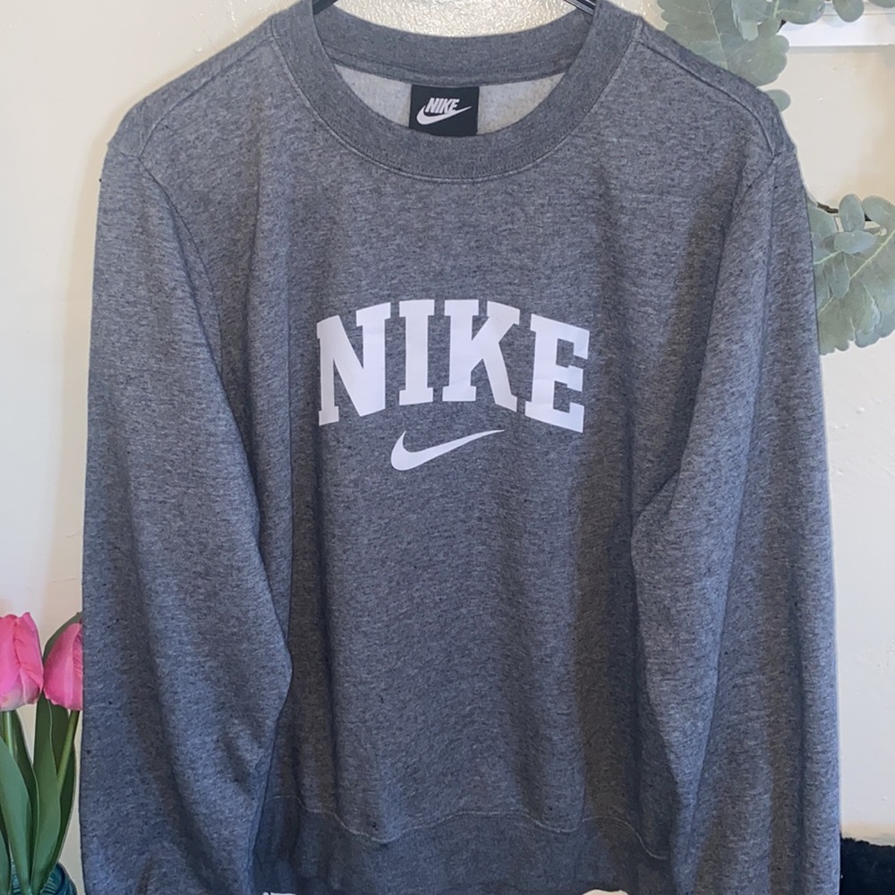 Women’s Gray Nike Crewneck Sweatshirt
